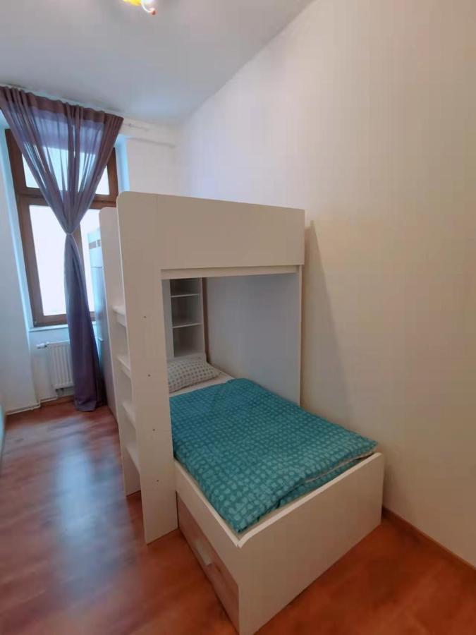 דרזדן Familienfreundliches Apartment Im Zentrum Fuer Geschaeftsreisen Und Privat מראה חיצוני תמונה